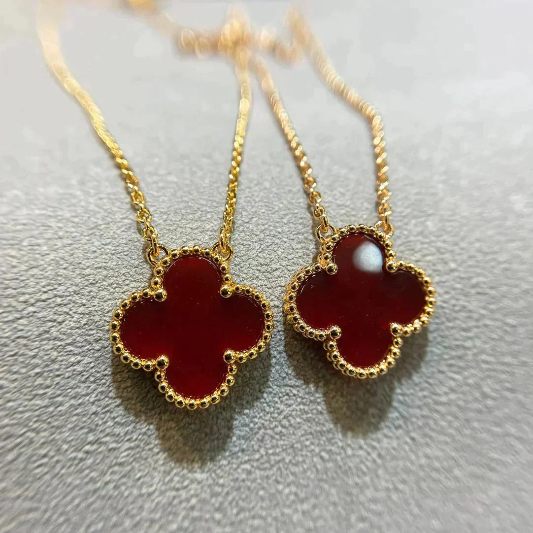 ¡®Aura Jewels¡¯CLOVER 15MM CARNELIAN SINGLE FLOWER NECKLACE