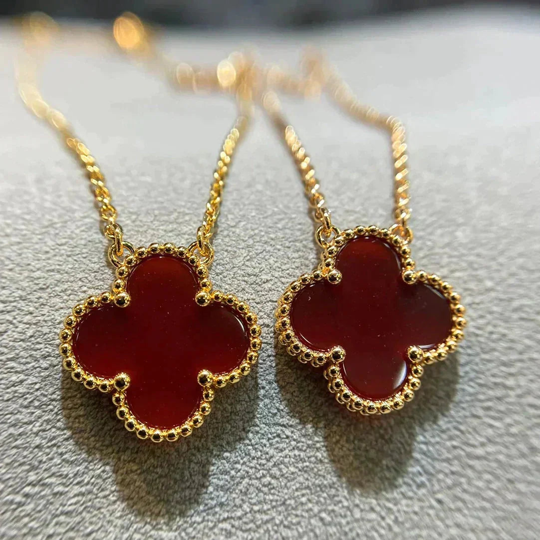 ¡®Aura Jewels¡¯CLOVER 15MM CARNELIAN SINGLE FLOWER NECKLACE