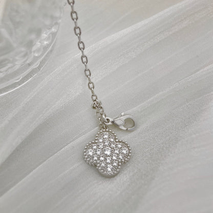 ¡®Aura Jewels¡¯CLOVER 5 MOTIFS SILVER DIAMONDS NECKLACE