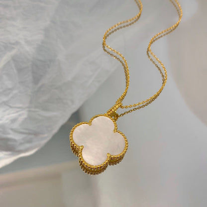 ¡®Aura Jewels¡¯CLOVER 25MM MOP LARGE PENDANT NECKLACE
