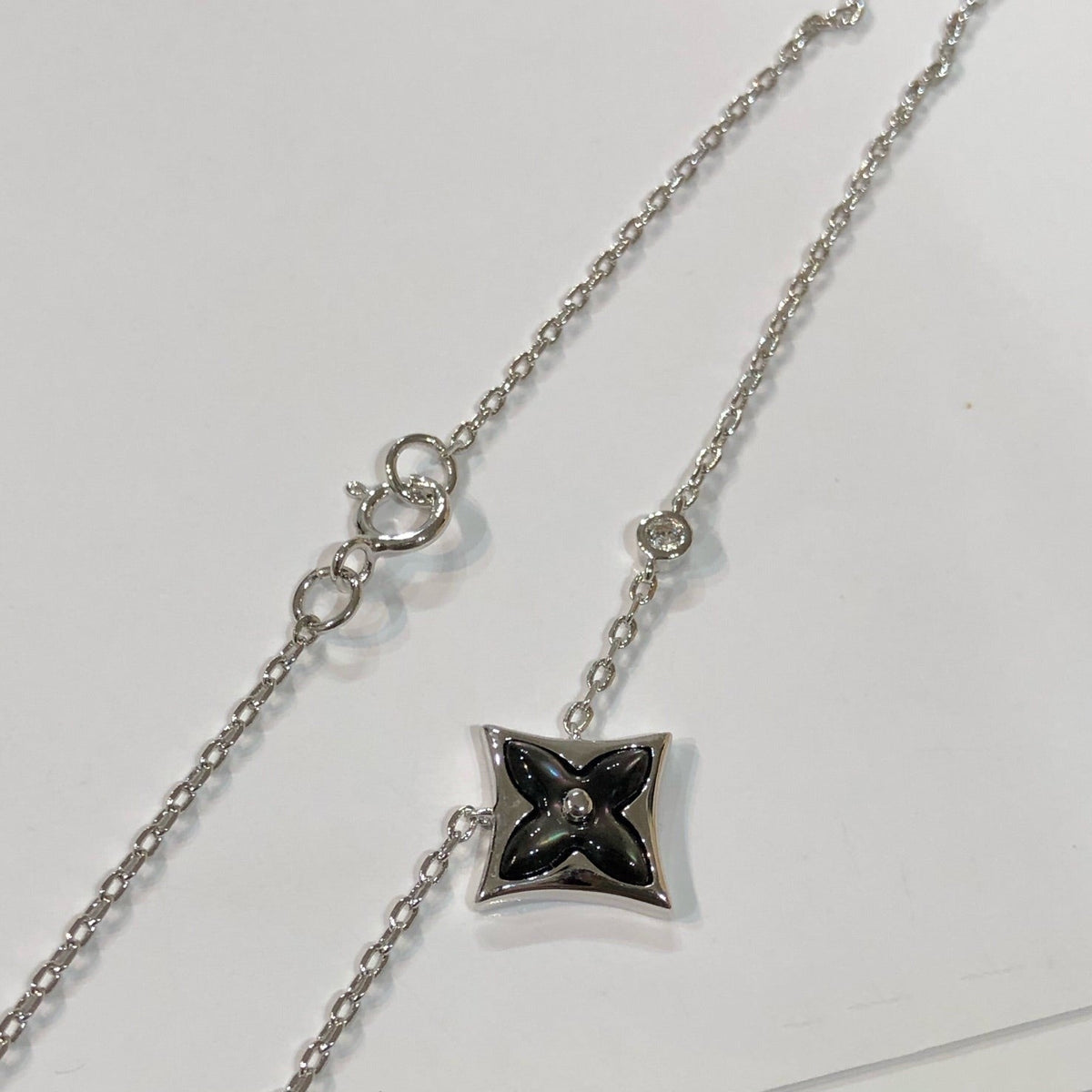 ¡®Aura Jewels¡¯STAR BLACK MOP NECKLACE