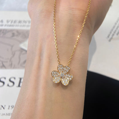 ¡®Aura Jewels¡¯FLOWER DIAMOND NECKLACE