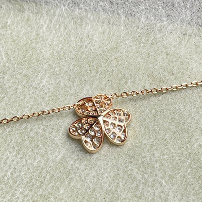 ¡®Aura Jewels¡¯FLOWER DIAMOND NECKLACE