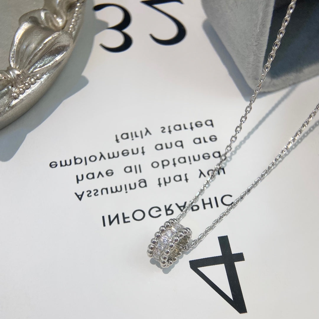 ¡®Aura Jewels¡¯PERLEE DIAMOND NECKLACE