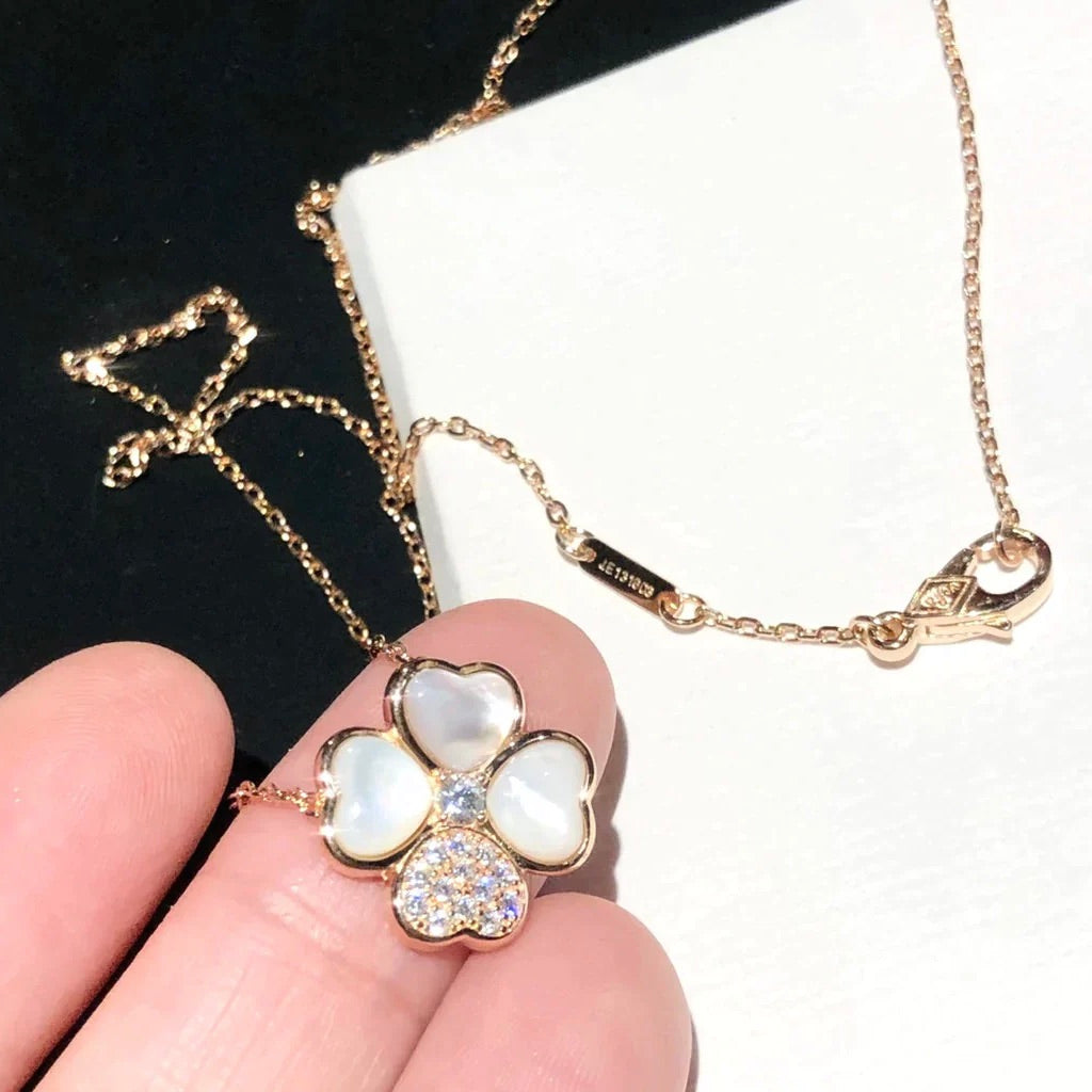 ¡®Aura Jewels¡¯CLOVER MOP DIAMOND ROSE GOLD NECKLACE