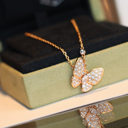 ¡®Aura Jewels¡¯BUTTERFLY DIAMOND NECKLACE
