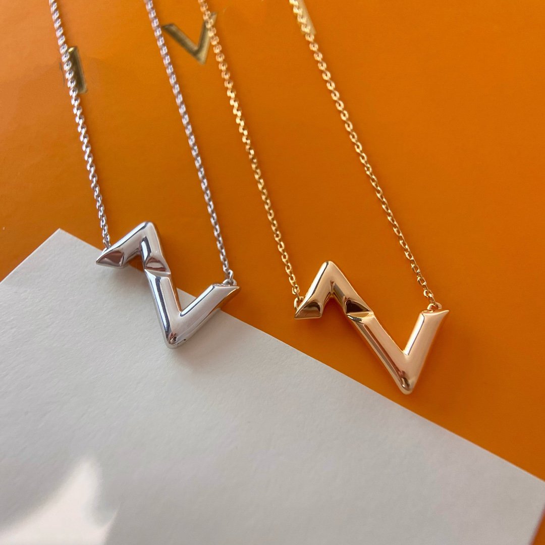 ¡®Aura Jewels¡¯VOLTE UPSIDE DOWN NECKLACE