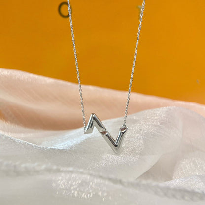 ¡®Aura Jewels¡¯VOLTE UPSIDE DOWN NECKLACE
