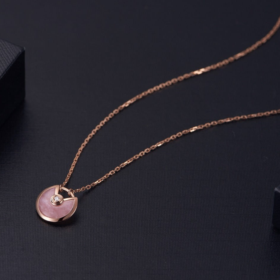 ¡®Aura Jewels¡¯AMULETTE ROSE GOLD PINK MOP NECKLACE