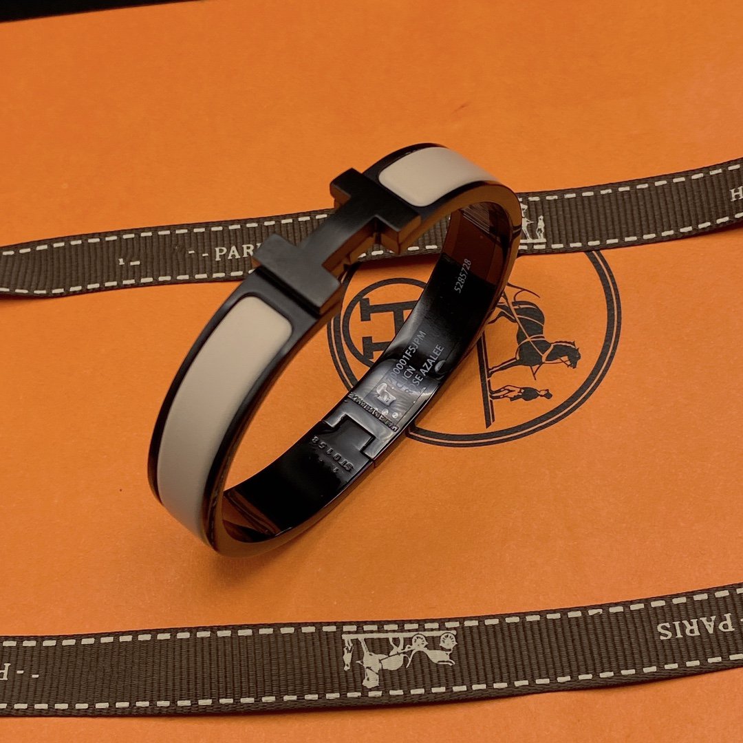 ¡®Aura Jewels¡¯H BRACELET 12MM BLACK BEIGE CERAMIC