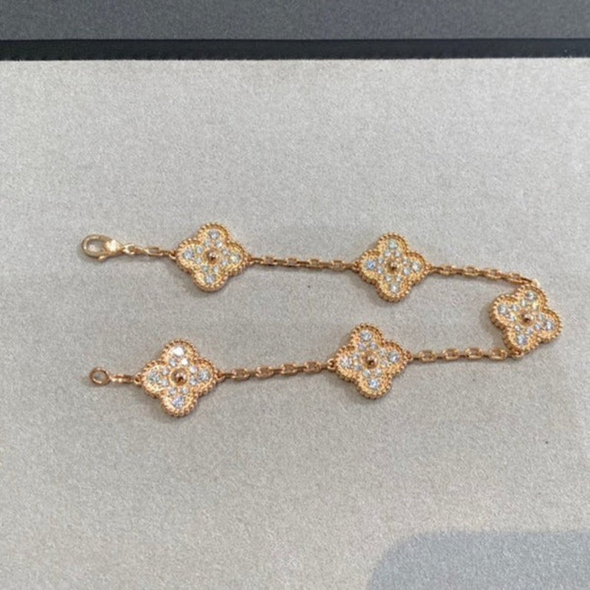 [Aura Jewels] New  CLOVER 5 MOTIF FULL DIAMOND BRACELET COLLECTION