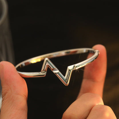 ¡®Aura Jewels¡¯VOLTE UPSITE DOWN BRACELET