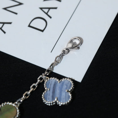 ¡®Aura Jewels¡¯CLOVER BRACELET 5 MOTIFS MOP CHALCEDONY SILVER
