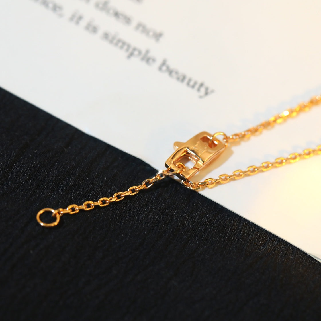 ¡®Aura Jewels¡¯STAR AND SUN DIAMOND PINK GOLD NECKLACE