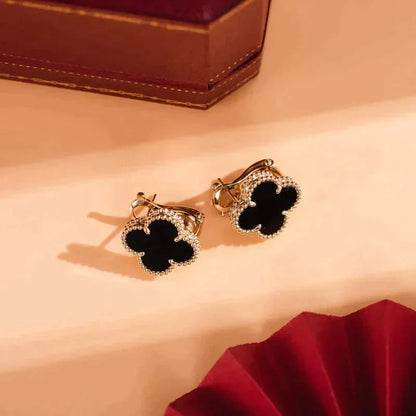 ¡®Aura Jewels¡¯CLOVER MEDIUM 1 MOTIFS  ONYX STUD EARRINGS