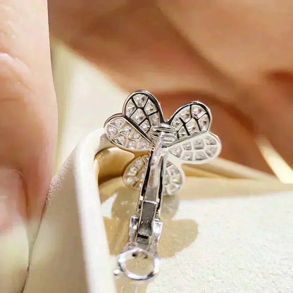 ¡®Aura Jewels¡¯CLOVER COMOS DIAMOND EARRINGS SILVER