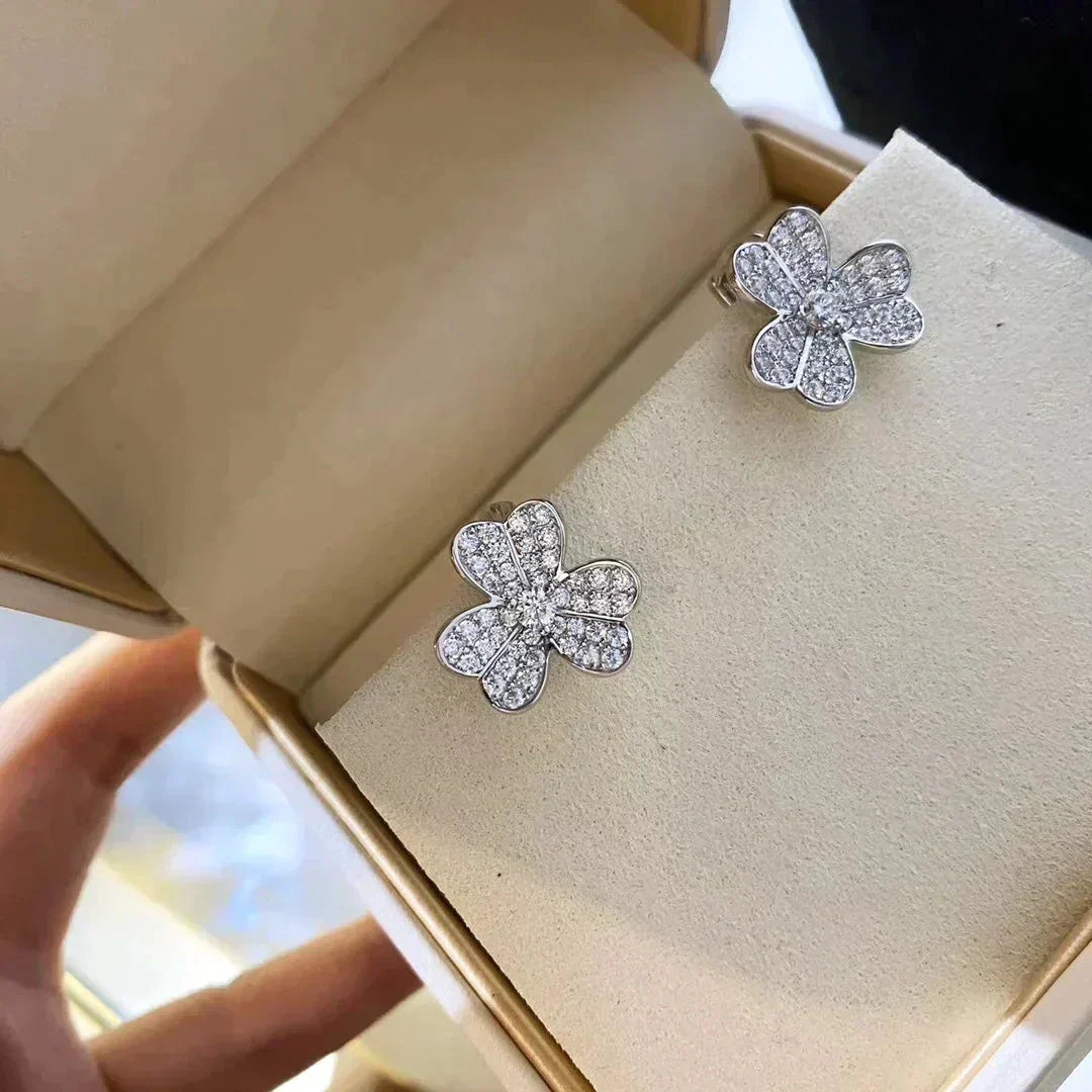 ¡®Aura Jewels¡¯CLOVER COMOS DIAMOND EARRINGS SILVER