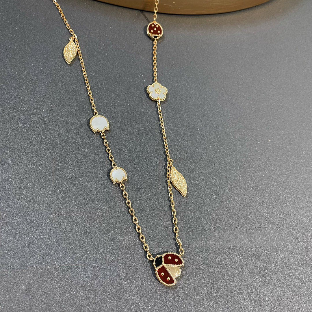¡®Aura Jewels¡¯LUCKY SPRING 15 MOTIFS GOLD NECKLACE