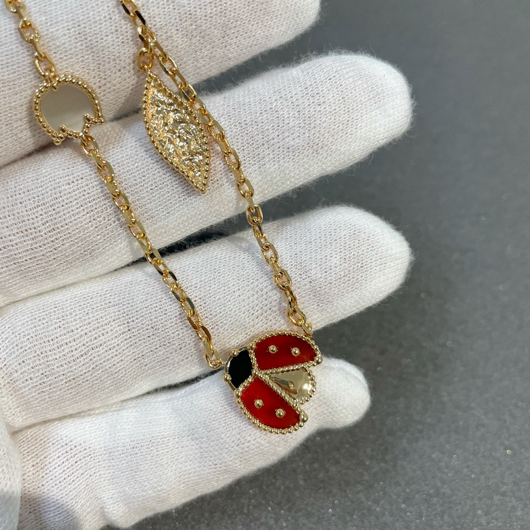 ¡®Aura Jewels¡¯LUCKY SPRING 15 MOTIFS GOLD NECKLACE