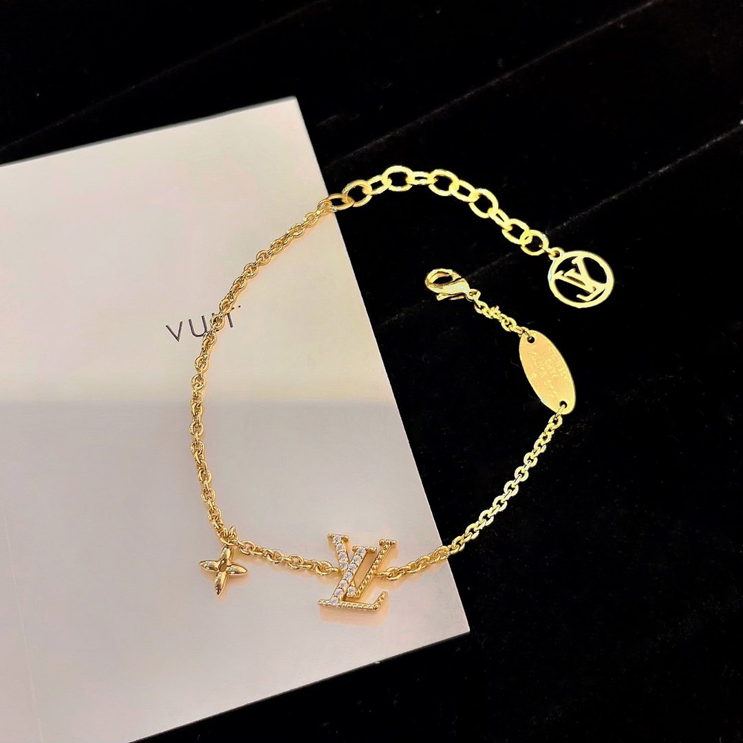¡®Aura Jewels¡¯LOGO STAR MOTIF GOLD BRACELET