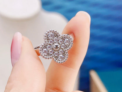 ¡®Aura Jewels¡¯CLOVER DIAMOND RING