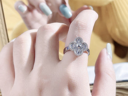 ¡®Aura Jewels¡¯CLOVER DIAMOND RING