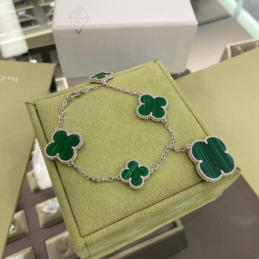 ¡®Aura Jewels¡¯CLOVER 5 MOTIFS SIVLER MALACHITE BRACELET
