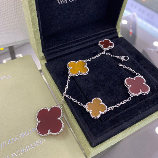 ¡®Aura Jewels¡¯CLOVER 5 MOTIFS SIVLER CARNELIAN TIGER EYE BRACELET