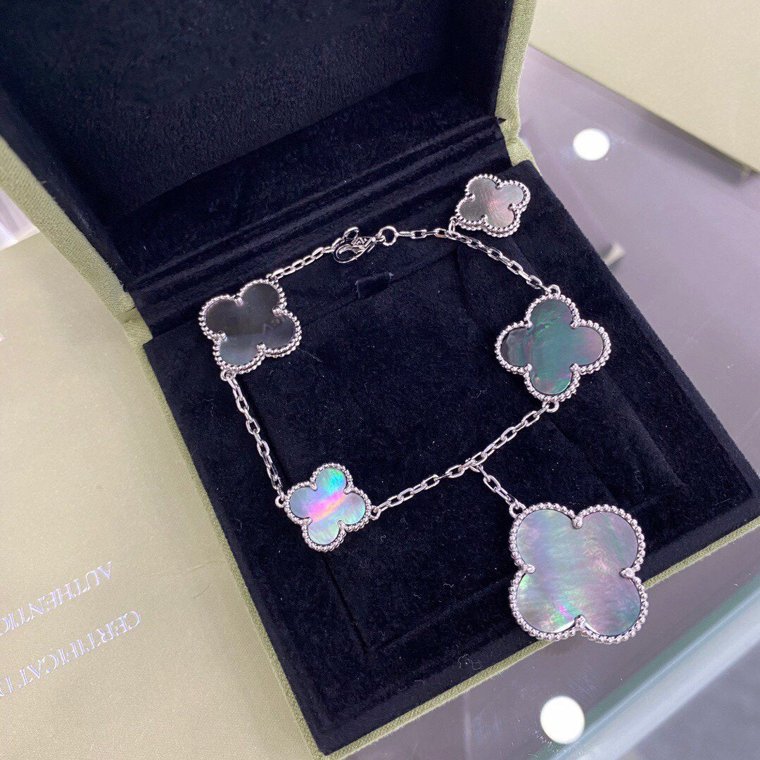 ¡®Aura Jewels¡¯CLOVER 5 MOTIFS SIVLER DARK MOP BRACELET
