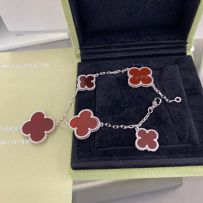 ¡®Aura Jewels¡¯CLOVER 5 MOTIFS SIVLER CARNELIAN BRACELET