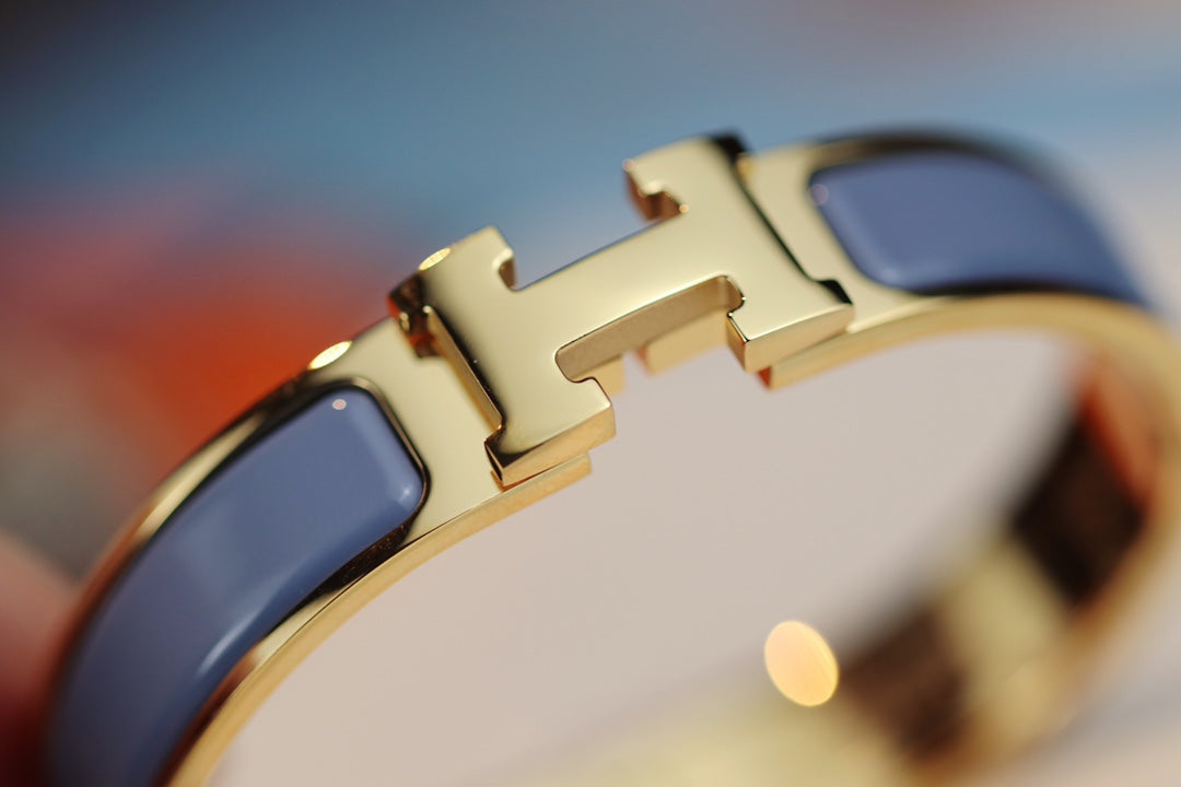 ¡®Aura Jewels¡¯H BRACELET 12MM BLUE GRAY