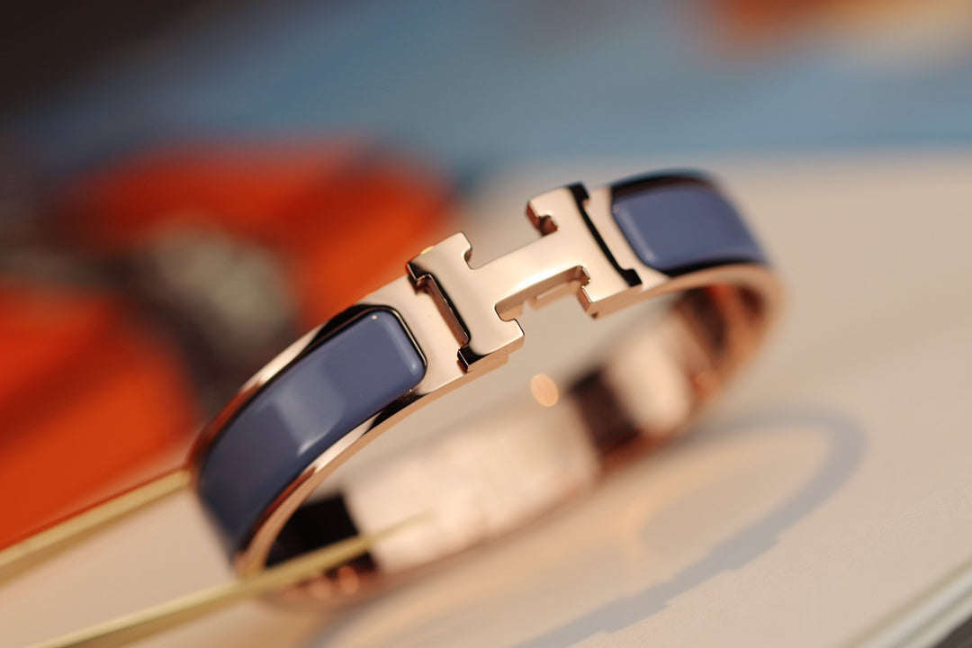¡®Aura Jewels¡¯H BRACELET 12MM BLUE GRAY