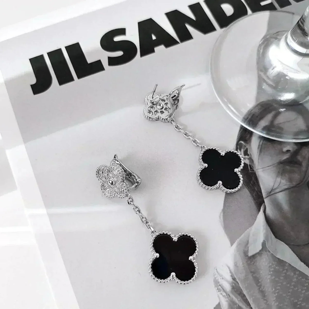 ¡®Aura Jewels¡¯CLOVER 2 MOTIFS  DIAMOND ONYX EARRINGS SILVER