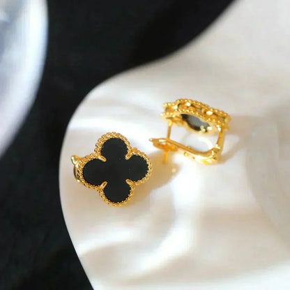 ¡®Aura Jewels¡¯CLOVER MEDIUM 1 MOTIFS  ONYX STUD EARRINGS