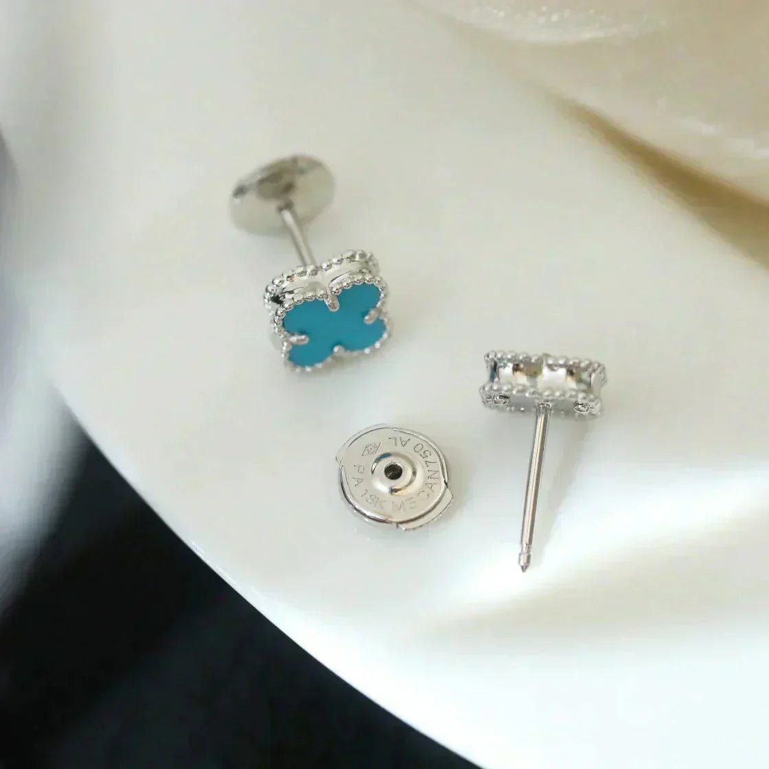¡®Aura Jewels¡¯CLOVER MINI 9.5MM ONYX STUD EARRINGS SILVER