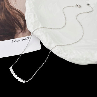 ¡®Aura Jewels¡¯BEE MY LOVE DIAMOND NECKLACE