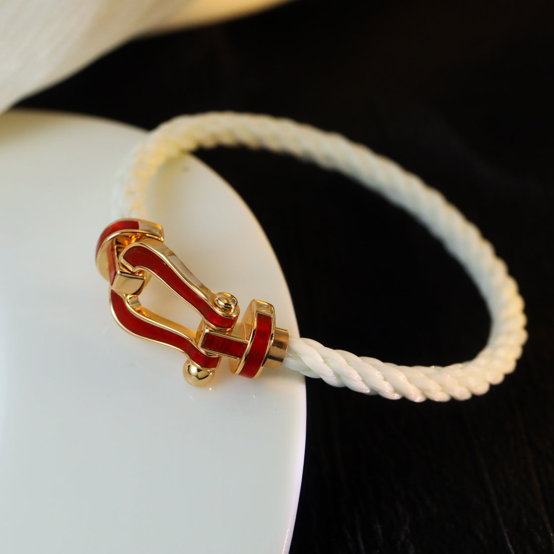 ¡®Aura Jewels¡¯FORCE 10 WHITE TEXTILE DIAMOND PAVED
