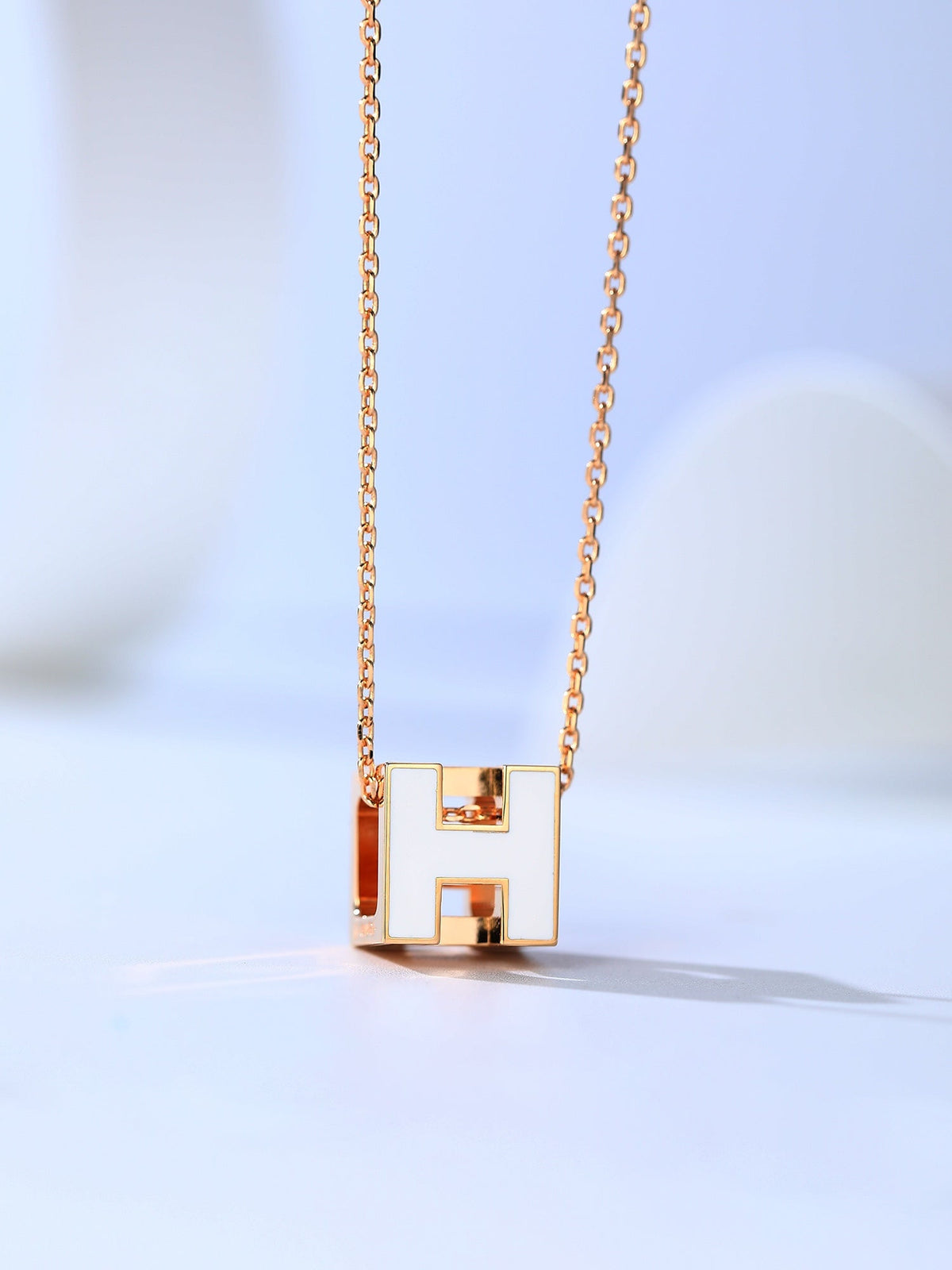 ¡®Aura Jewels¡¯H CAGE PINK GOLD NECKLACE