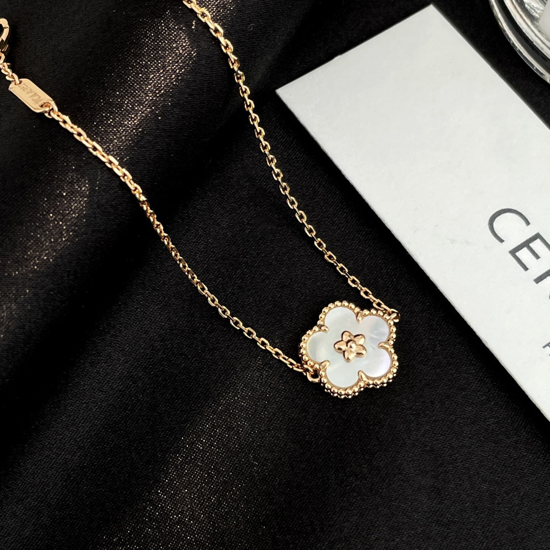 ¡®Aura Jewels¡¯LUCKY SPRING ROSE GOLD MOP BRACELET