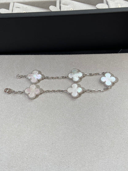 [Aura Jewels]New CLOVER WHITE PEARL MOP 5 MOTIF BRACELET COLLECTION