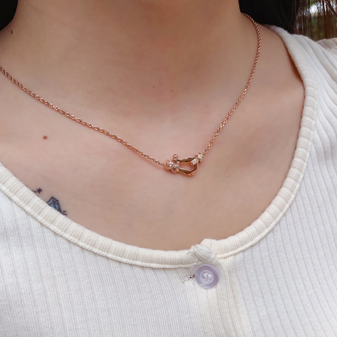 ¡®Aura Jewels¡¯FORCE 10 PINK GOLD DIAMOND NECKLACE