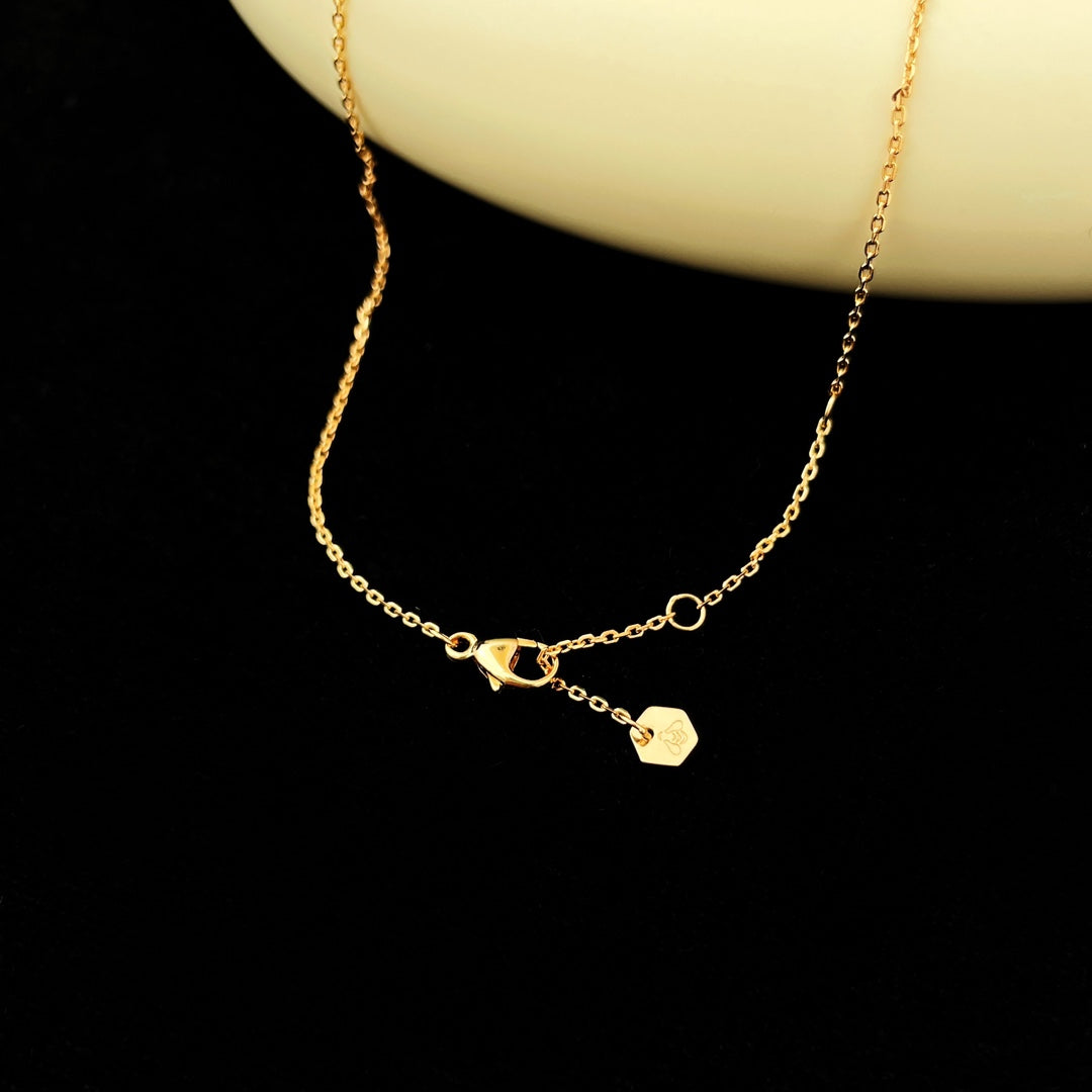 ¡®Aura Jewels¡¯BEE MINI PEDANT DIAMOND NECKLACE
