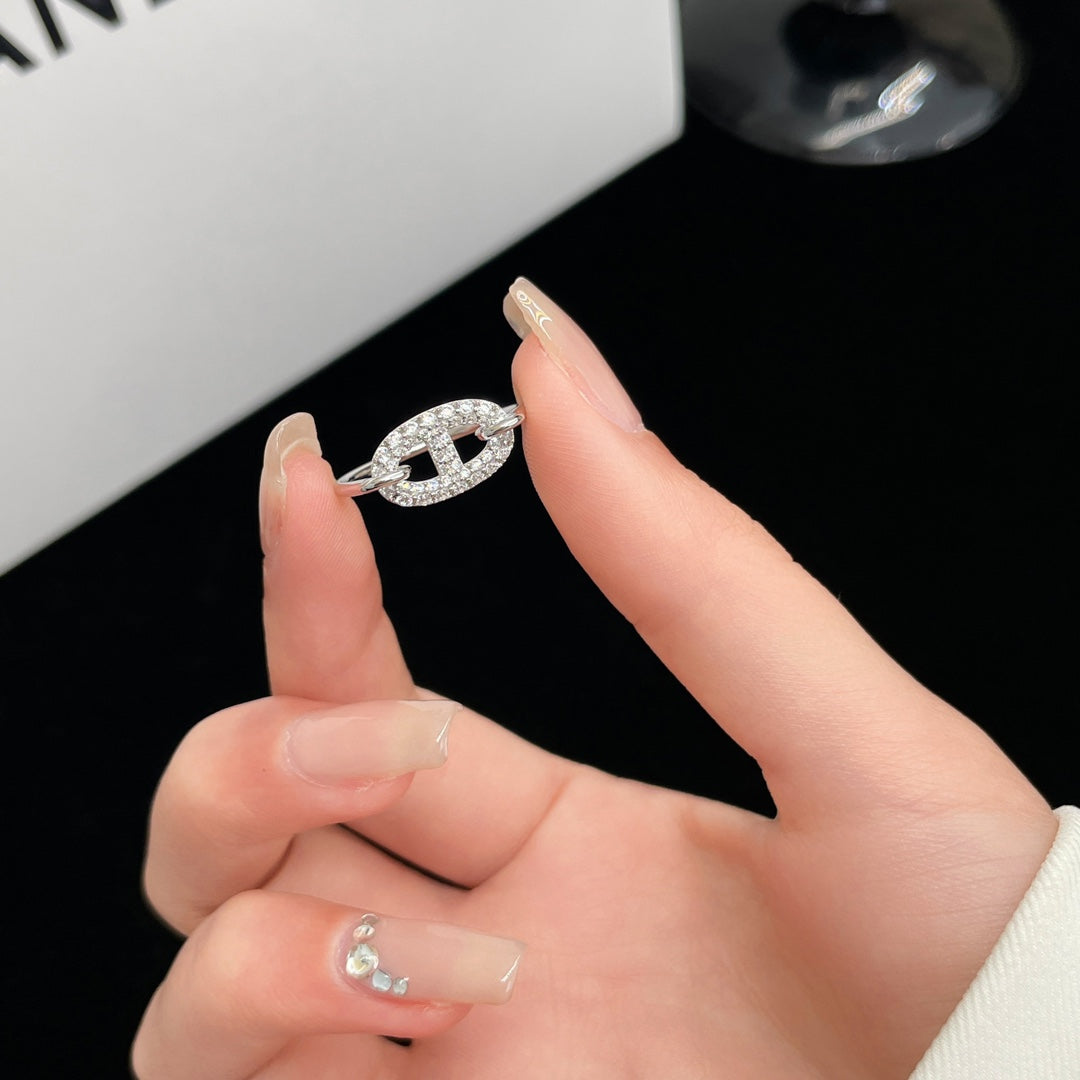 ¡®Aura Jewels¡¯RONDE SMALL SILVER DIAMOND RING