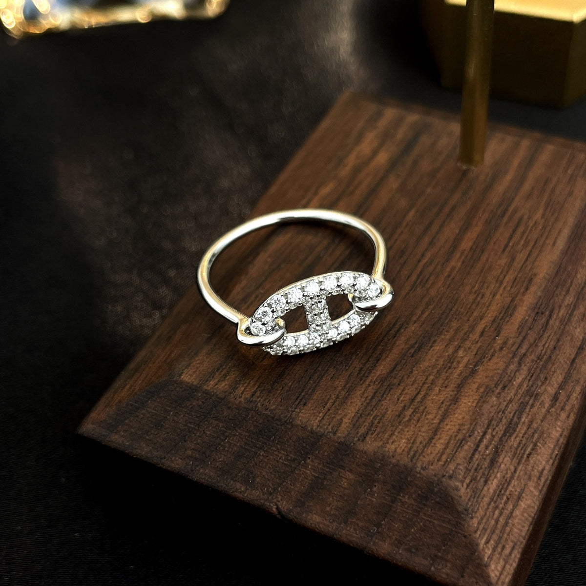 ¡®Aura Jewels¡¯RONDE SMALL SILVER DIAMOND RING