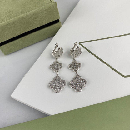 ¡®Aura Jewels¡¯CLOVER 3 MOTIF DIAMOND SILVER DROP EARRINGS