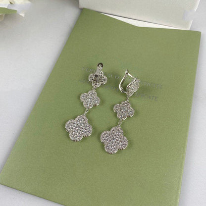 ¡®Aura Jewels¡¯CLOVER 3 MOTIF DIAMOND SILVER DROP EARRINGS