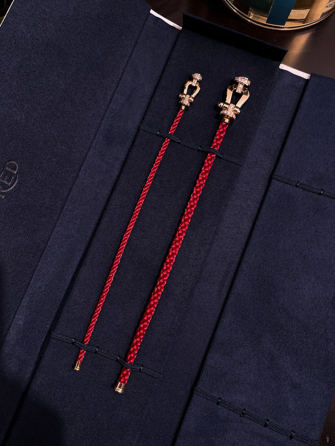 ¡®Aura Jewels¡¯FORCE 10 HALF DIAMOND PINK GOLD RED CORDERI LARGE AND MEDIUM MODEL