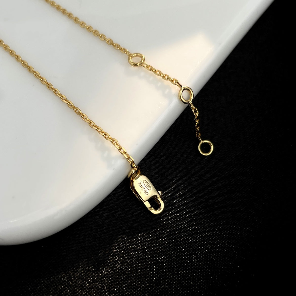 ¡®Aura Jewels¡¯FORCE 10 FULL DIAMOND BUCKLE CHAIN LINK MINI MODEL