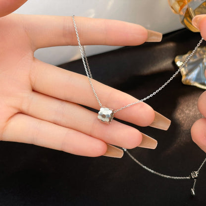 ¡®Aura Jewels¡¯BEE MINI NECKLACE