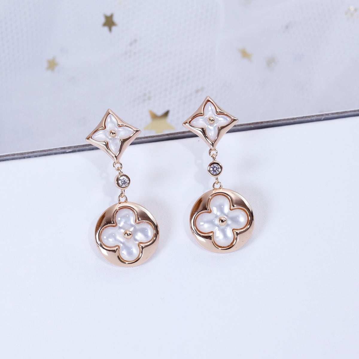 ¡®Aura Jewels¡¯STAR AND SUN PINK GOLD MOP DROP EARRINGS